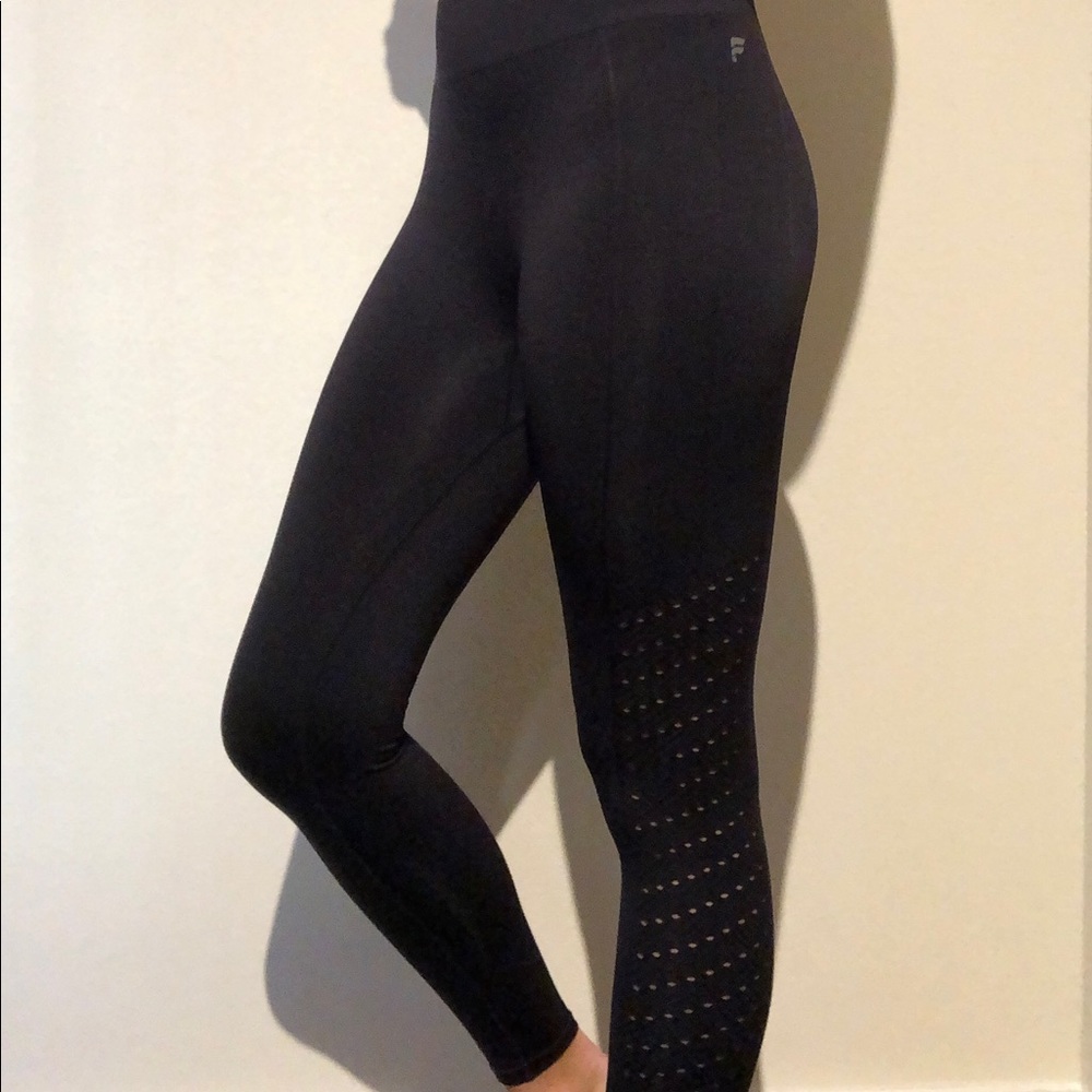Black keyhole leggings